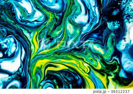 牛乳と界面活性剤と色素の反応模様（青色と黄色） 36312237