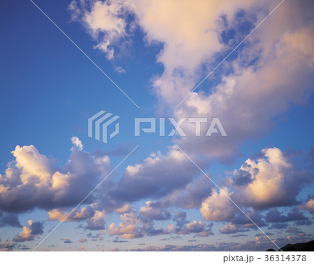 雲 空 夕焼け 36314378