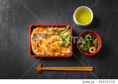 天重 和食 box lunch with tempura japanese food2 天重 和食 box lunch with tempura japanese food2 36322316