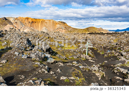 mark at Laugahraun volcanic lava field in Iceland mark at Laugahraun volcanic lava field in Iceland 36325343