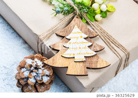 Christmas frame with gift, the branches Christmas frame with gift, the branches 36325629