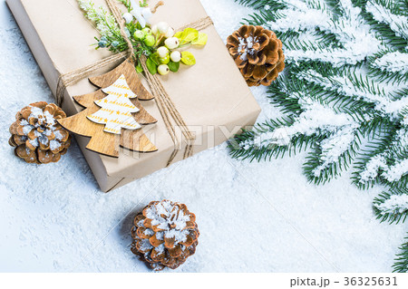 Christmas frame with gift, the branches Christmas frame with gift, the branches 36325631