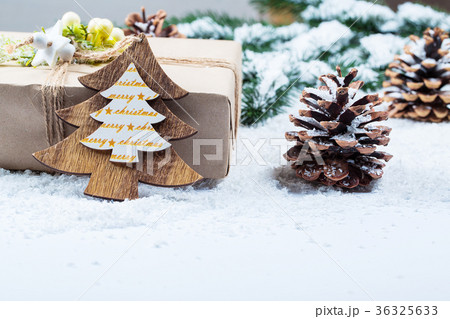 Christmas frame with gift, the branches Christmas frame with gift, the branches 36325633