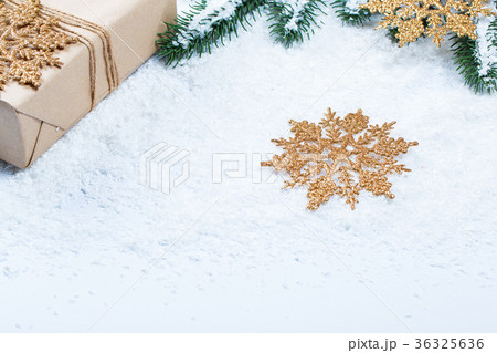 Christmas frame with gift, the branches Christmas frame with gift, the branches 36325636