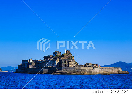 軍艦島と青空　軍艦島クルーズ 36329184