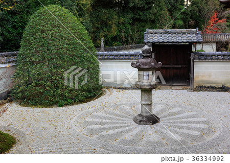 石灯籠　雲龍院 36334992