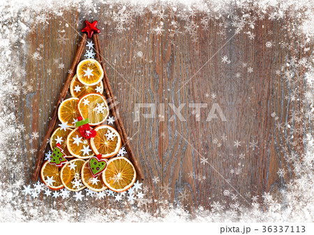 Christmas tree of orange slices, snowflakes Christmas tree of orange slices, snowflakes 36337113