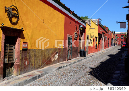 サンミゲル教区教会（サンミゲル・デ・アジェンデ） 36340369