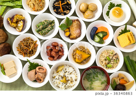 ごはんとおかずいろいろ　Side dishes of rice japanese food 36340863