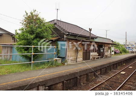 小湊鉄道の車窓風景 上総村上駅 小湊鉄道の車窓風景 上総村上駅 36345406