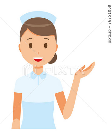ナース帽と白衣を着た女性看護師が案内している ナース帽と白衣を着た女性看護師が案内している 36351069