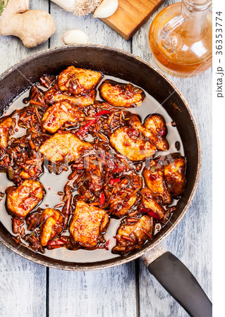 Pork in chinese with vegetables 36353774