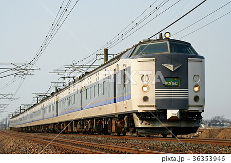 583系寝台急行きたぐに。2005/3/27 36353946