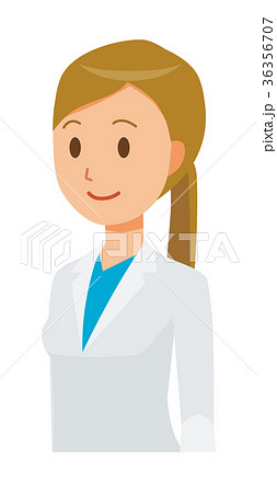 白衣を着た女性医師が斜めを向いている 36356707