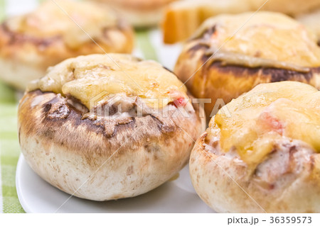 Stuffed mushrooms 36359573