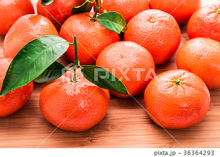 Fresh tangerines 36364293