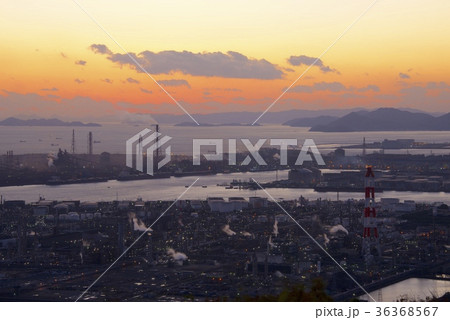 鷲羽山水島展望台からの工場夜景 36368567