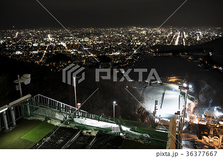 大倉山ジャンプ競技場から見た札幌の夜景 大倉山ジャンプ競技場から見た札幌の夜景 36377667