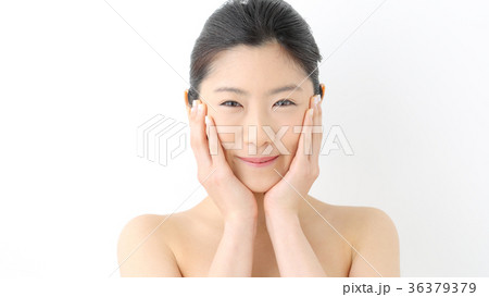 ビューティー 若い女性 ビューティー 若い女性 36379379