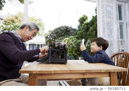 高齢者 老人 東洋人 36380711