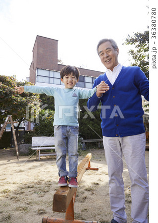 感情 バランス 均衡 36380780