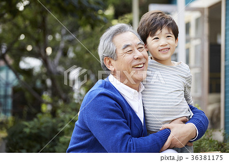 高齢者 老人 少年 36381175