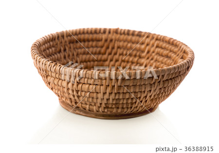 vintage weave wicker basket isolated 36388915