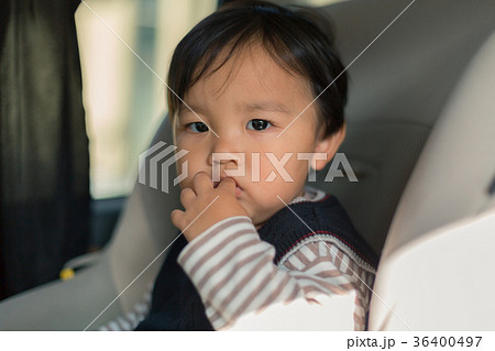 2 years old 36400497
