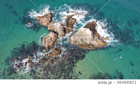 福岡県糸島市志摩桜井 冬の二見ヶ浦夫婦岩 36400921