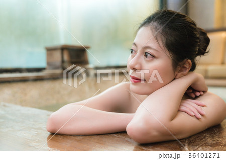 young Japanese enjoys the hot springs 36401271