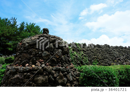 石垣 石塔 サングムブリ 36401721