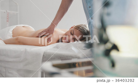 Bank with medical leeches against the massage for 36403202