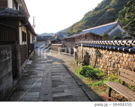 トンバイ塀の路地裏 トンバイ塀の路地裏 36408350