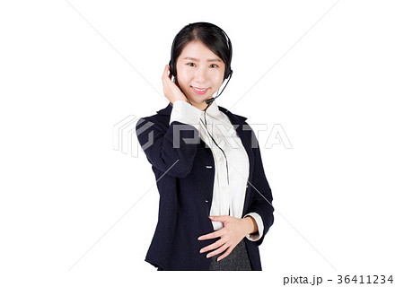 女性 メス 女の人 36411234