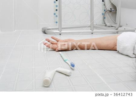 Elderly woman falling in bathroom because slippery surfaces Elderly woman falling in bathroom because slippery surfaces 36412743