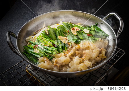 博多もつ鍋 Motsunabe, or giblets cooked in a hot pot 博多もつ鍋 Motsunabe, or giblets cooked in a hot pot 36414298
