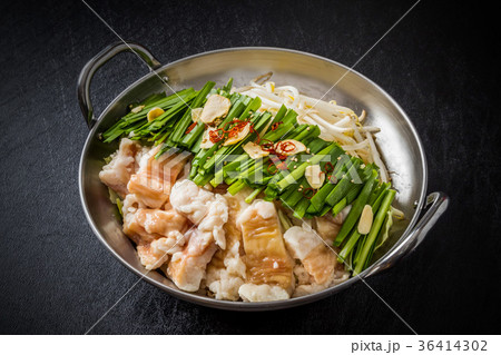 博多もつ鍋　Motsunabe, or giblets cooked in a hot pot 36414302