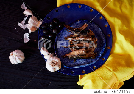 Yellow blue contrast gamma. Sprat on the blue 36421157