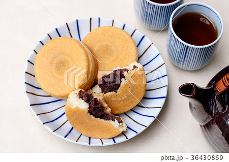 大判焼or今川焼or回転焼 大判焼or今川焼or回転焼 36430869