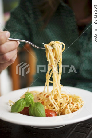 36433598