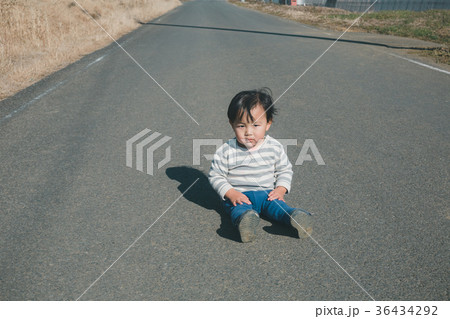 2 years old 36434292