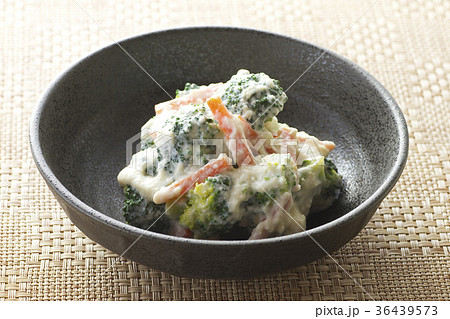 ブロッコリーと人参の白和え6 ブロッコリーと人参の白和え6 36439573