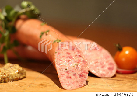 ソーセージ料理 ボイル 36446379