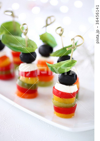 カプレーゼピンチョス カプレーゼピンチョス 36456141