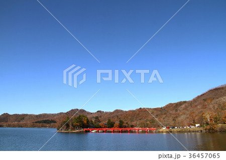 赤城山大沼と赤城神社 36457065