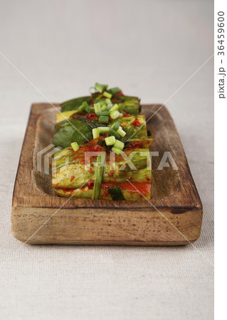 kimchi, which is a globally recognized healthful food 136 kimchi, which is a globally recognized healthful food 136 36459600