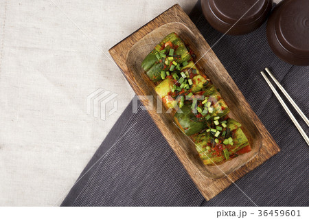 kimchi, which is a globally recognized healthful food 138 36459601