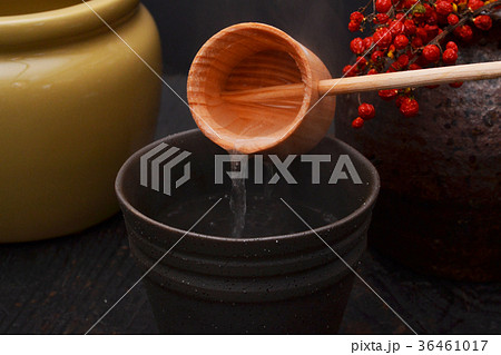 焼酎お湯割り 36461017