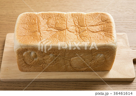 焼き立て角食パン 2斤 焼き立て角食パン 2斤 36461614