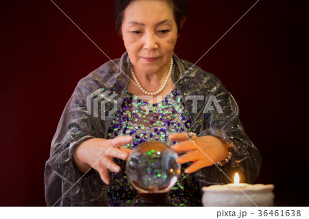 占い師　運勢　運命　占い 36461638